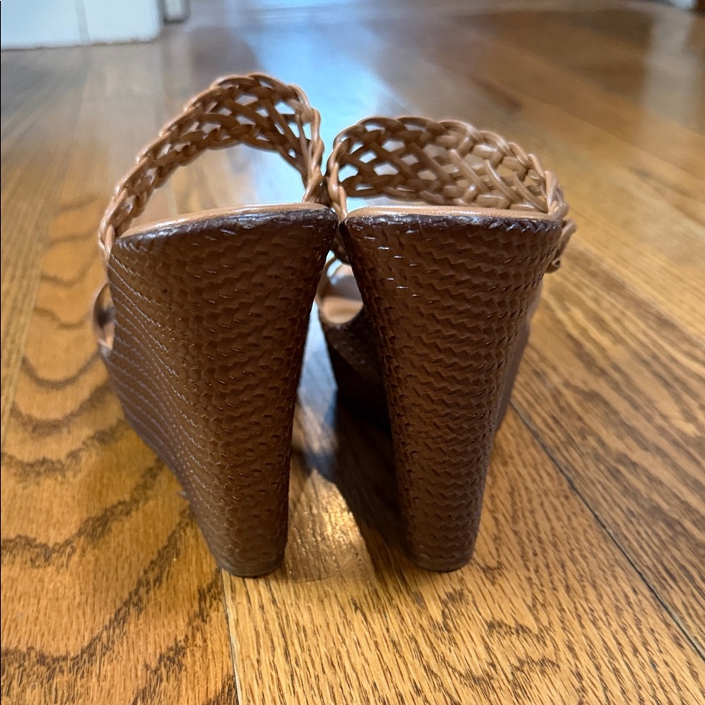 Italian Shoemakers Tan Wedge Sandals - Picture 3 of 3